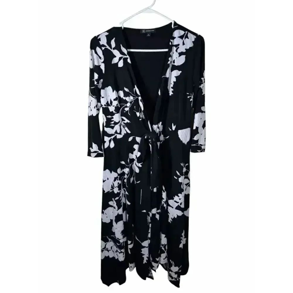INC International Concepts Black & White Floral Wrap Dress